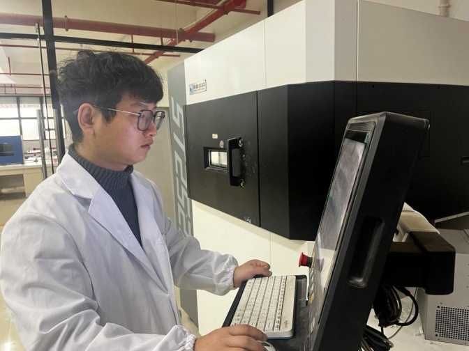 奈飞工厂
学子昝君：做科研路上的探索者与服务者