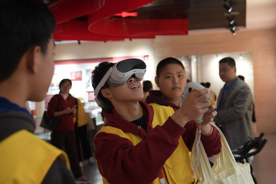 奈飞工厂
：这趟“中国寻根之旅”人文与科技感十足_fororder_12